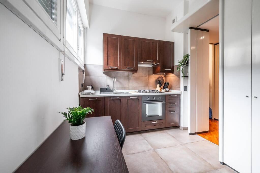 Apartament Carrobbio'S Nest - Elegant With Wifi And Netflix Mediolan Zewnętrze zdjęcie