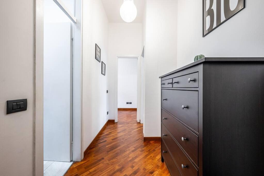 Apartament Carrobbio'S Nest - Elegant With Wifi And Netflix Mediolan Zewnętrze zdjęcie